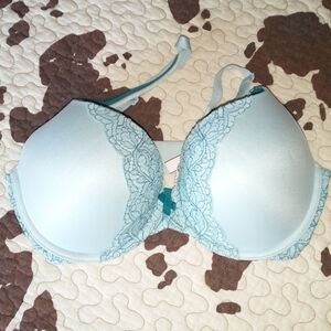 Victoria's Secret 34DD Bra